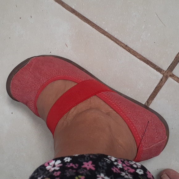 KEEN  SHOES - Picture 9 of 10